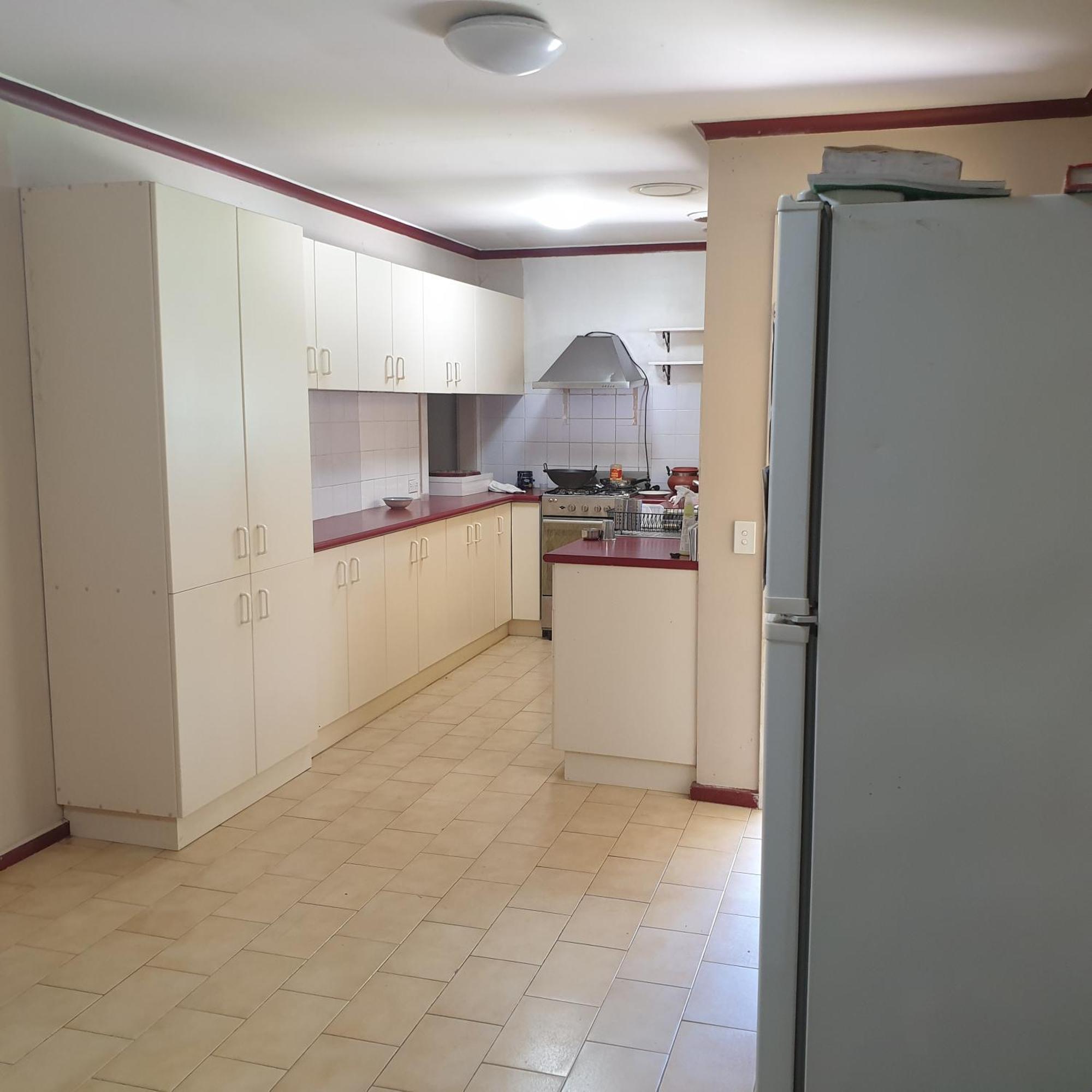 Private With Shared Facilities W