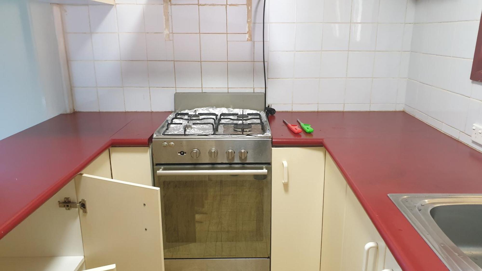 Private With Shared Facilities W Homestay